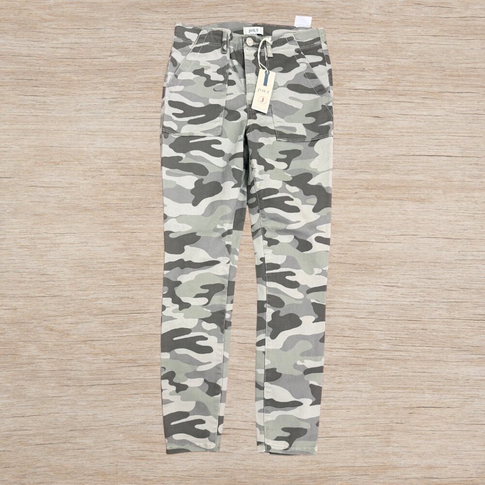 NWT Jolt Camo Green Skinny Cargo Pant Size 3/26W Cotton Blend Mid Rise